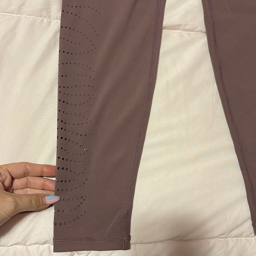 Glyder Purple Fierce Legging: Mauve - Picture 5 of 5